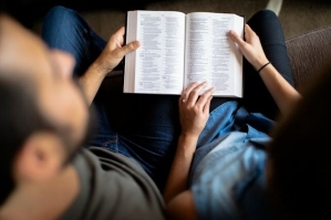 couple reading Bible