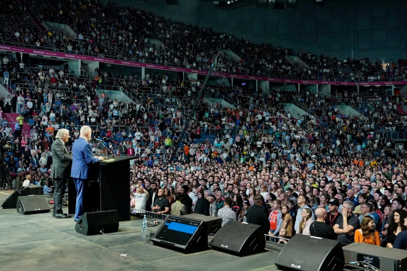 Franklin Graham speaking in Poland