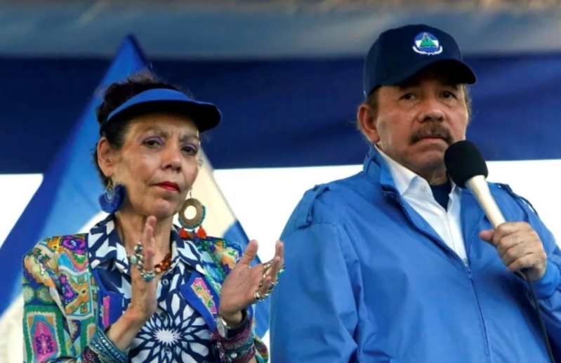 Daniel Ortega and his wife Rosario Murillo