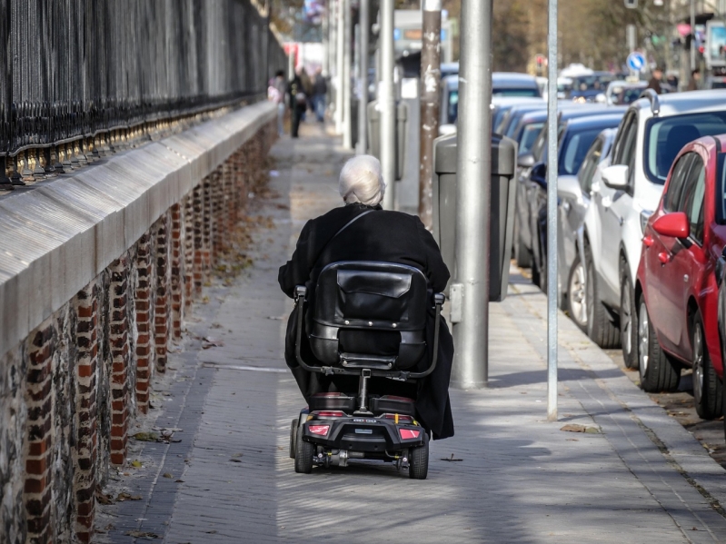 Australian eyesight welfare organizations issue policy report highlighting lack of awareness of issues at intersection of ageism and ableism