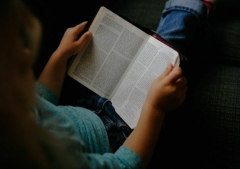 Preteens rejecting several biblical teachings, survey reveals