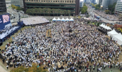 2.1M Korean Christians estimated at joint worship service to affirm family, oppose gay marriage, pray for nation