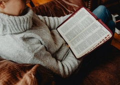 Scripture-engaged adults have lower levels of loneliness than Bible disengaged: study