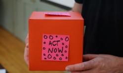 US evangelical donors prefer traditional giving methods over innovation, study finds