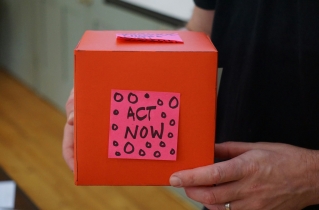 US evangelical donors prefer traditional giving methods over innovation, study finds