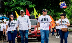 Maduro's courting of evangelical leaders, involvement in March for Jesus in Venezuela spark controversy