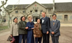 37 years ago, Billy Graham came to China for the first time