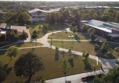 ‘A sinking ship’: Trinity Evangelical Divinity School alumni react as it leaves Chicagoland for Canada