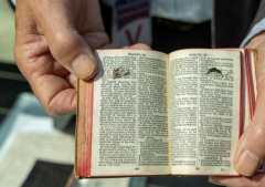 Australian Defence Force launches new Bible edition 20 years after previous release