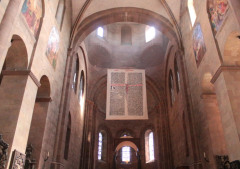 Mainz Cathedral unveils world’s 'largest Bible page' to honor Gutenberg