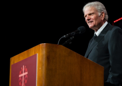 'Only God can solve this': Franklin Graham meets Zelenskyy, calls for prayer at Berlin congress
