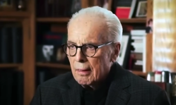 John MacArthur, renowned pastor and Bible teacher, dies at 86