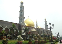 Protests erupt over church construction in Indonesia despite permits