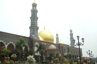 Protests erupt over church construction in Indonesia despite permits