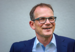 German evangelical leader says political influence brings opportunity — and danger, emphasizes need to 'keep our hearts pure'