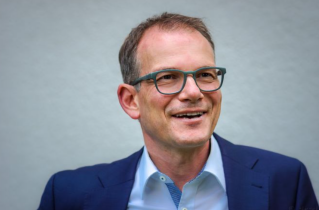 German evangelical leader says political influence brings opportunity — and danger, emphasizes need to 'keep our hearts pure'