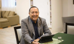 Argentina investigates pastor of $50M 'miraculous dollars' mega-church where President Milei spoke