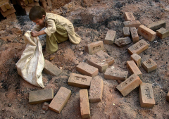 Report exposes widespread discrimination against minority children in Pakistan