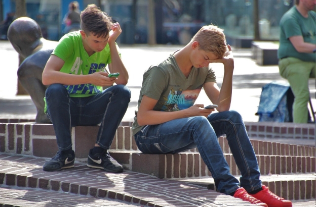 Gen Z struggles with church engagement, discipleship opportunities, State of the Bible report reveals