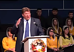 Russian court imprisons pastor for statement on Ukraine war