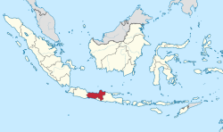 Officials, Muslims halt church construction in Indonesia