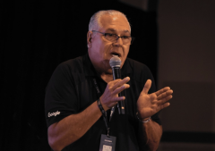 Google Digital Coach shares testimony of faith, masterclass on AI at Media Music Marketing Summit