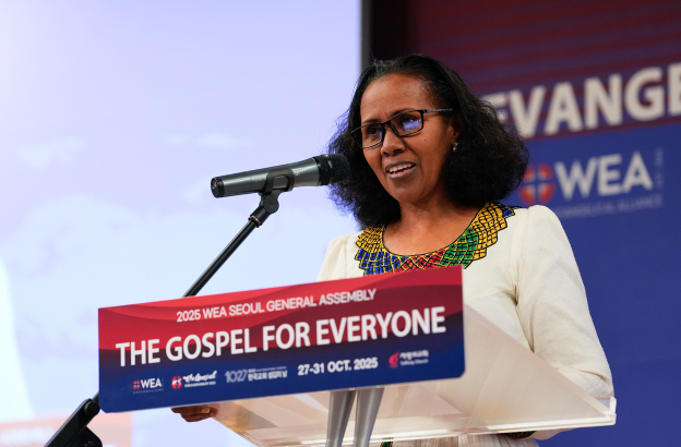 Dr. Seble Daniel calls believers to live out reconciliation at WEA General Assembly opening devotional