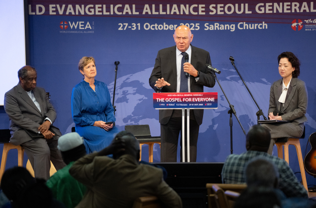 'How blessed is the finger that sends Good News': A vision for digital evangelism highlighted at WEA General Assembly