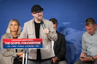 Go out to the world but don’t dilute the Gospel, says evangelist