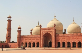 Muslim rapes 14-year-old Christian girl in Pakistan, family says