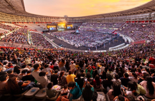 Thousands respond to Gospel message at Esperanza Lima festival in Peru