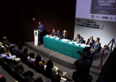 Opposition lawmaker, evangelical pastors call for return to family values in Mexico