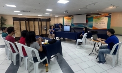 Filipino Deaf Community reviews New Testament translation into Filipino Sign Language