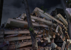 Powerful 7.2 and 7.5 magnitude earthquakes strike northern Venezuela