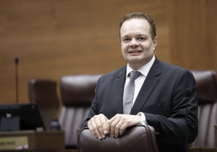 Pastor and congressman leads fight against crime in Costa Rica's Congress