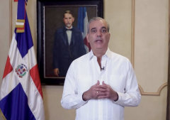 Dominican president credits prayer for strength to govern