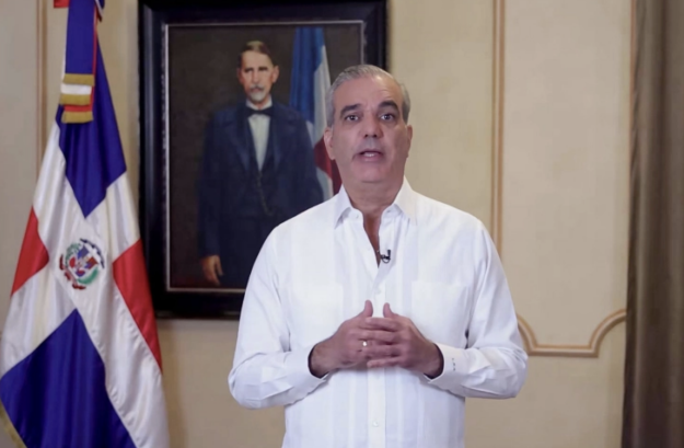 Dominican president credits prayer for strength to govern