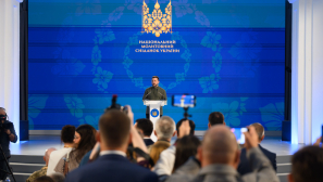 Evangelical leaders join Kyiv prayer breakfast, call on world not to grow weary of Ukraine's war
