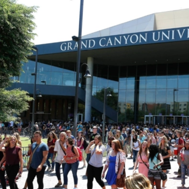 Grand Canyon University plans Christian law school, names founding dean